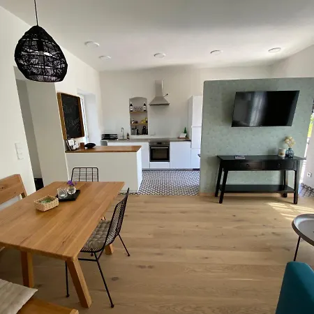 Weingut Hoellerer דירה